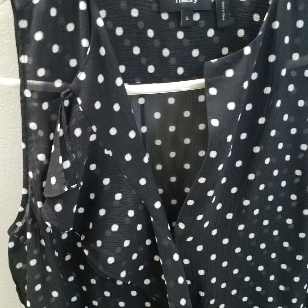 Theory Silk Sleeveless Blouse Top - Small S - Black and White Polka Dots - Picture 2 of 6